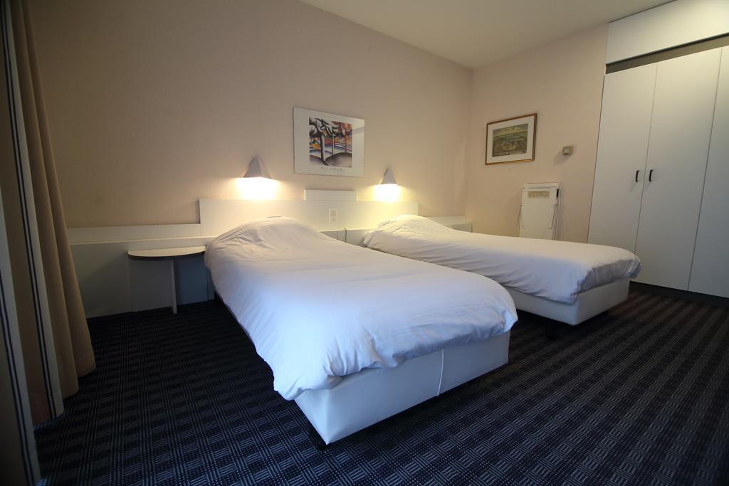 Priorij Corsendonk Hotel Oud-Turnhout Екстериор снимка
