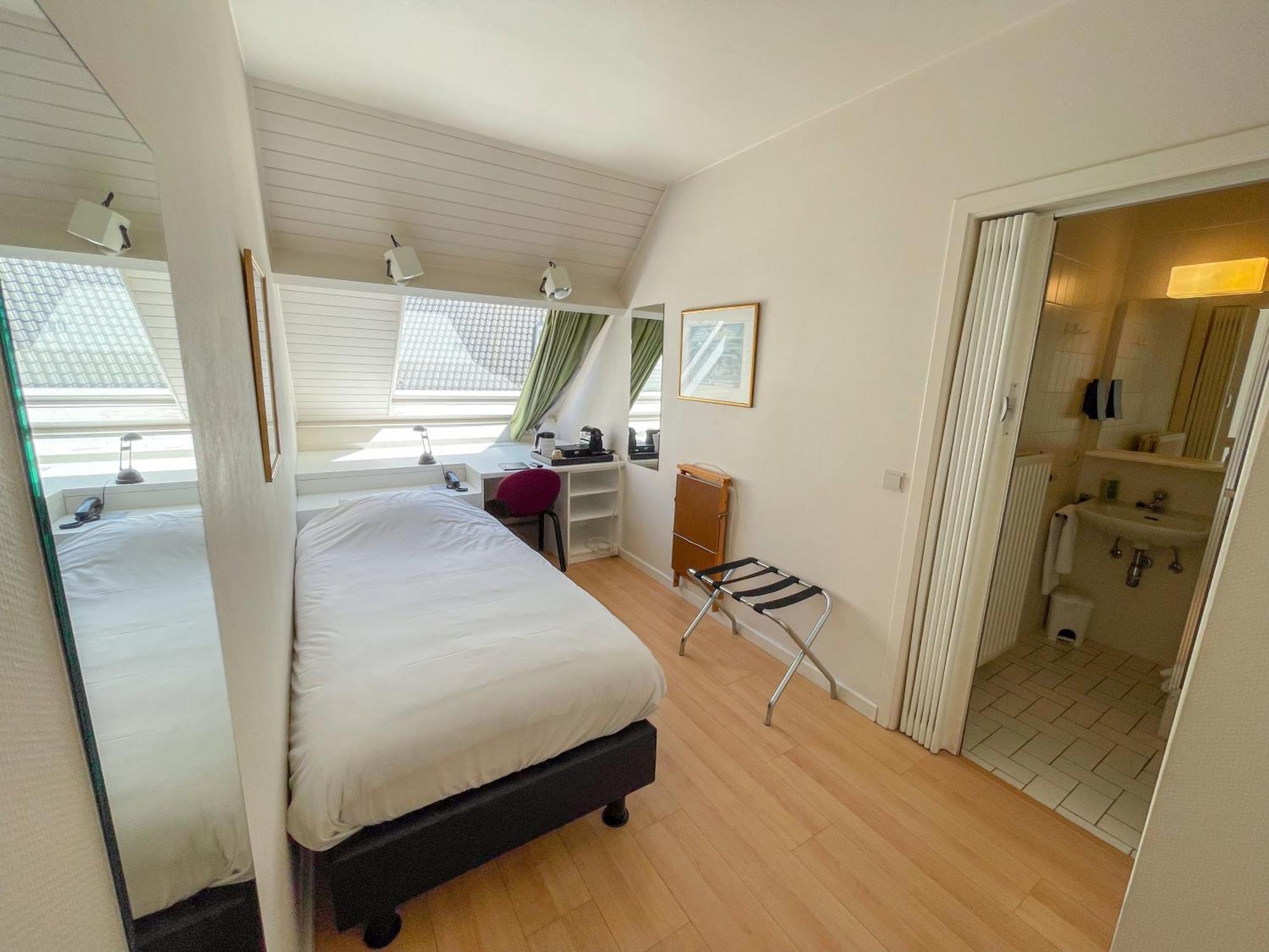 Priorij Corsendonk Hotel Oud-Turnhout Екстериор снимка