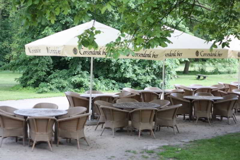 Priorij Corsendonk Hotel Oud-Turnhout Екстериор снимка